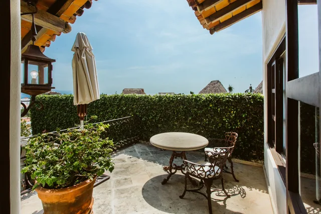 جناح ملكي بسرير كينج بإطلالة على البحر بشرفة، Hacienda San Angel 7/7