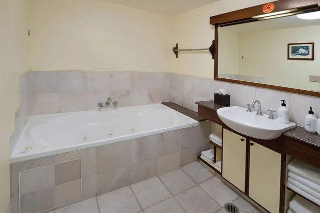 Beach, Loft, Suite, King and Twin Beds, Sofa, Balcony، BEACH HOTEL RESORT 3/3