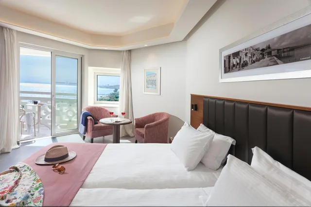 غرفة بإطلالة على البحر، St Raphael Resort and Marina 2/7