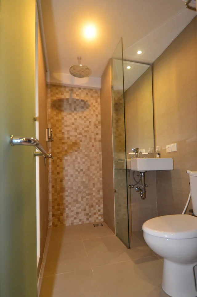 جناح بسرير كينج بإطلالة على المسبح، Grand Barong Resort 3/4