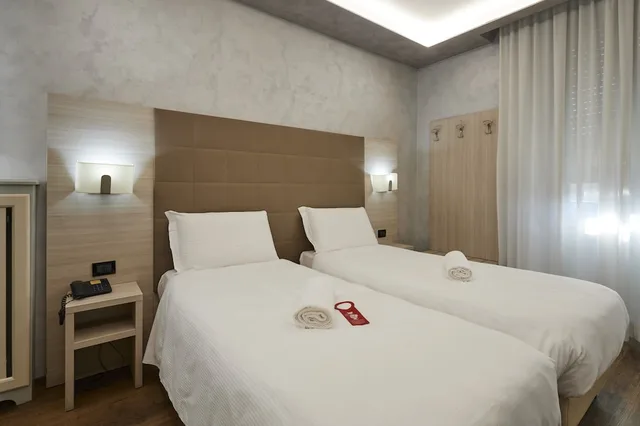 Room, Twin Beds, Hotel Galimberti 4/9