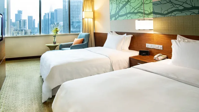 غرفة قياسية بسريرين مزدوجين، Holiday Inn Donghua 4/7