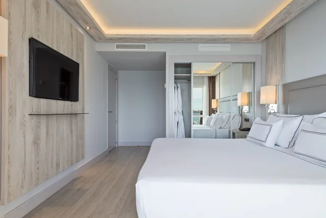 Junior Suite, Executive, Double Bed, Melia Alicante 1/10