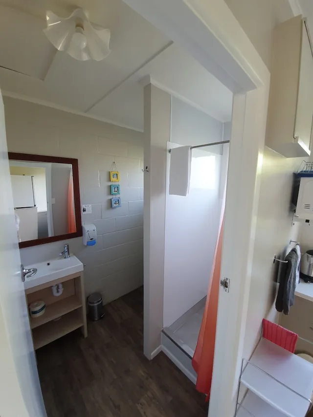 شقة بسريرين كوين بغرفتي نوم مع أريكة، U Studios Masterton, SureStay Collection by Best Western 6/7