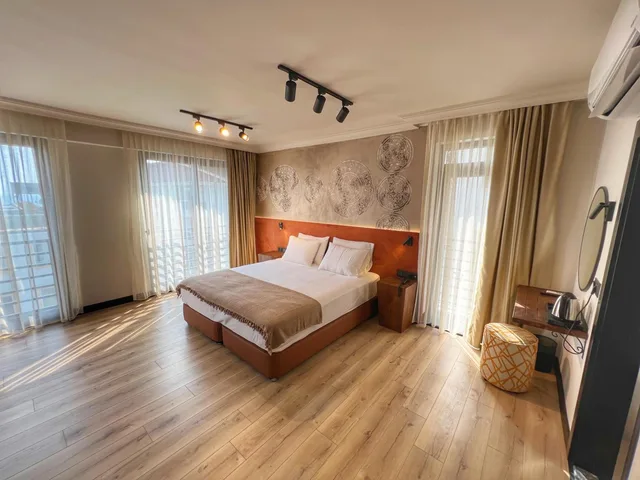 غرفة فاخرة ثلاثية، North Point Hotel 6/9