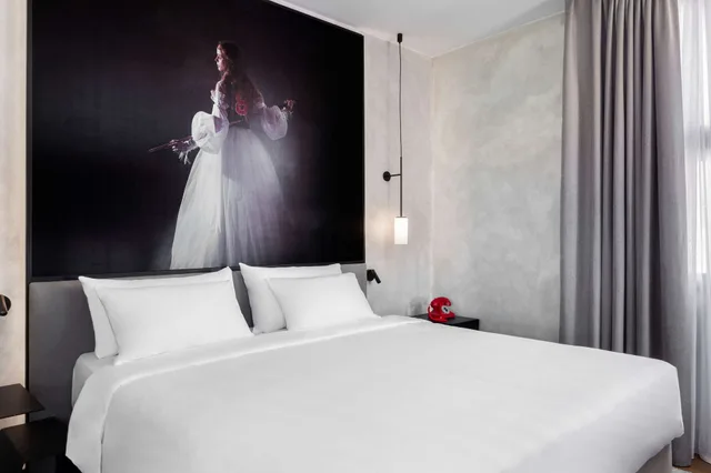 جناح بسريرين منفصلين بغرفة نوم واحدة، Radisson RED Madrid (ex. Paseo del Arte) 1/1