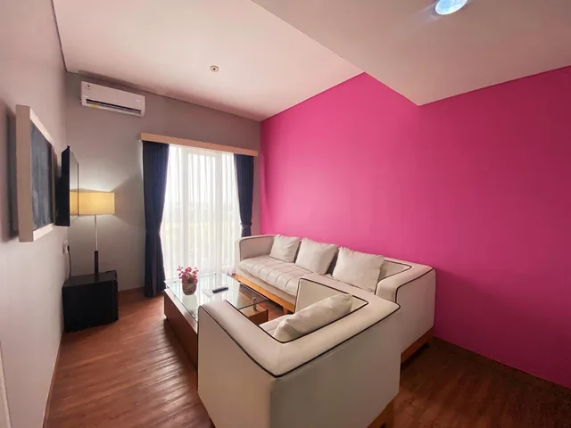 جناح جونيور، Shakti Hotel 10/10