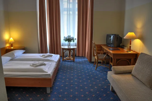 غرفة بسرير مزدوج أو سريرين منفصلين، Hotel Europa City 16/18