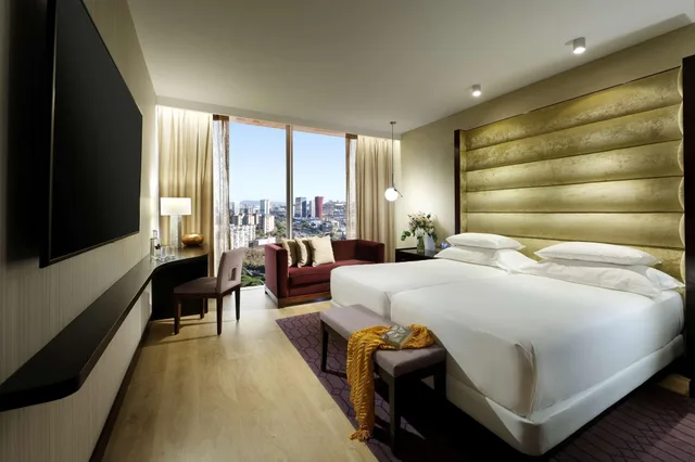 دوبلكس، Hyatt Regency Barcelona Tower 1/1