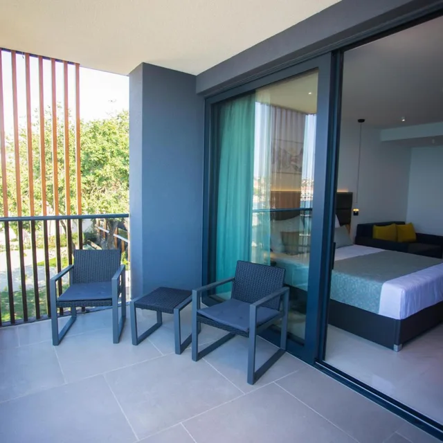 Luxury, Double Bed, Sea View, Terrace, Liberty Plaza 9/10