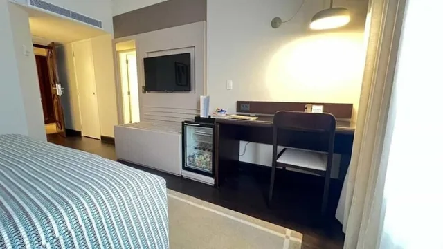 Select, Queen Bed, Bourbon Curitiba Hotel & Suites 8/10