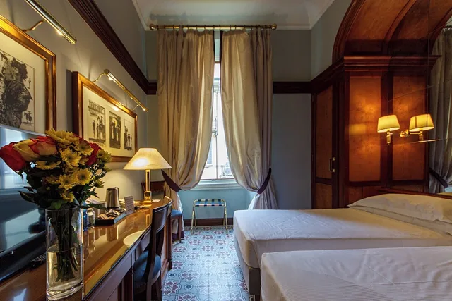 Classic, King Bed, Albani Firenze 3/6