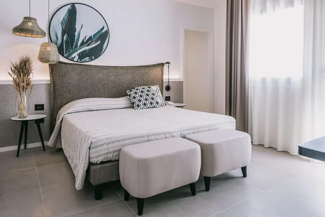 غرفة سوبيريور ثلاثية بسرير مزدوج وسرير فردي، Mangia's Himera Resort 1/3