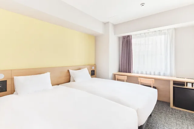 غرفة قياسية بسريرين منفصلين للمدخنين، Sotetsu Fresa Inn Chiba Kashiwa 1/3