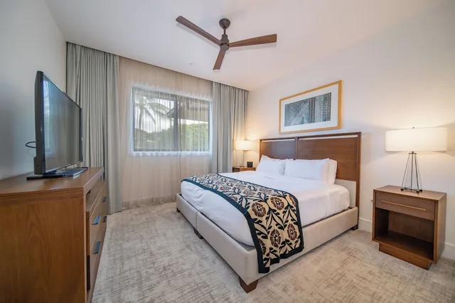 3 Bedrooms, Garden, Luana, Villa, 3 King Beds, 3 Bathrooms, Sofa، OUTRIGGER Honua Kai Resort & Spa 2/5