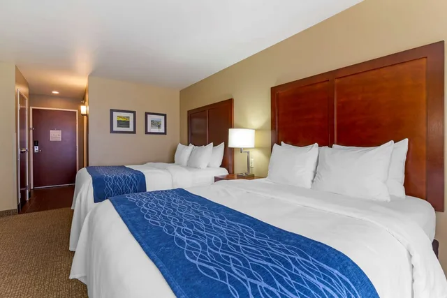 غرفة بسريرين كوين، Comfort Inn & Suites Mandan - Bismarck 1/4