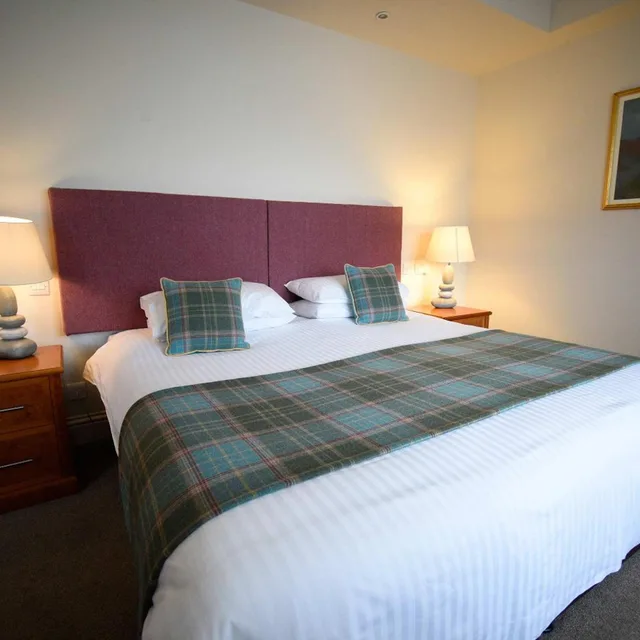 غرفة بريميير لذوي الإعاقة، The Royal Hotel, Portree 2/10