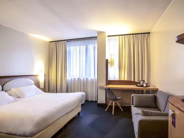 غرفة سوبيريور بسرير مزدوج، Mercure Roma West 4/10