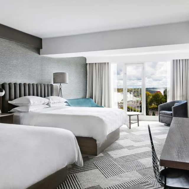 Room, 2 Queen Beds, Us Falls View، Sheraton Fallsview Hotel 4/7