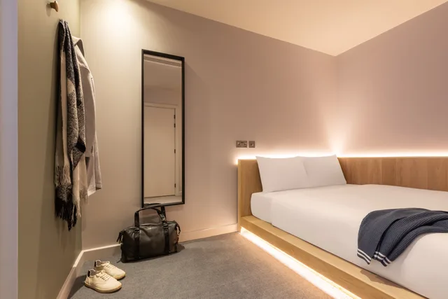 Cocoon 2, Double Bed، Zedwell Greenwich 1/11