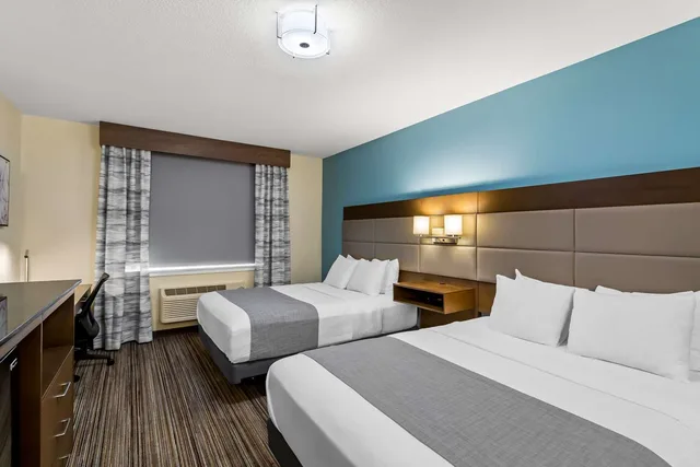 Room, 2 Queen Beds, Accessible, Best Western Paradise Hotel 1/3