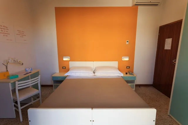 غرفة قياسية بسرير مزدوج، Mini Hotel 1/1