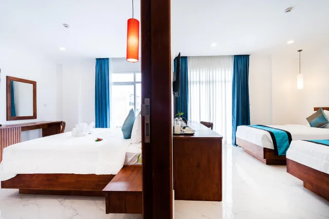 غرفة ديلوكس عائلية بسرير كينج وسريرين منفصلين بشرفة، Le Kree Downtown Hotel 2/3
