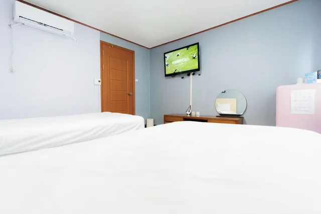 غرفة ديلوكس بسريرين منفصلين، EQ Stay Hotel 1/10
