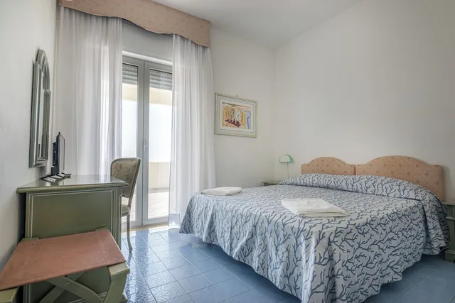 غرفة اقتصادية بسرير مزدوج بإطلالة على الحديقة في الملحق، Hotel Poseidon 4/10