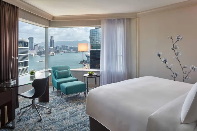 غرفة بريميير بسرير كينج بإطلالة على المرفأ، Jw Marriott Hong Kong Hotel 1/3