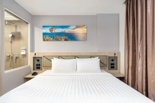 غرفة بسرير كينج، Clarian Hotel Beach Patong 1/9