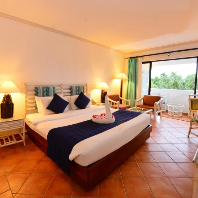 غرفة بسرير مزدوج بإطلالة على الحديقة، Diani Reef Beach Resort and Spa 2/5