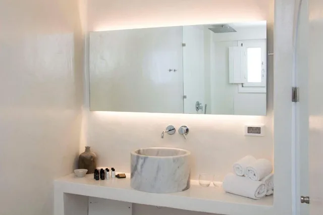 Suite, Queen Bed, Caldera View, Pool Side, Panorama Suites 7/8