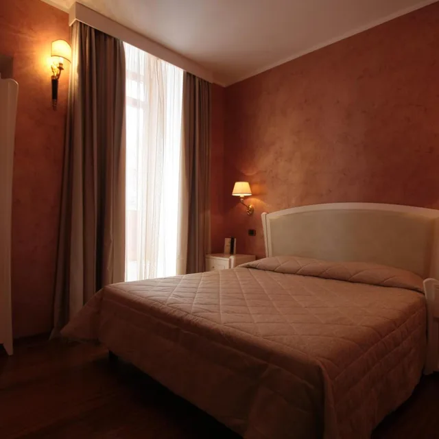 غرفة بسرير مزدوج أو سريرين منفصلين، Hotel Rojan 2/10