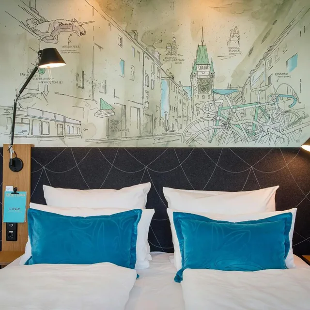 غرفة قياسية بسرير كوين، Motel One Freiburg 7/7