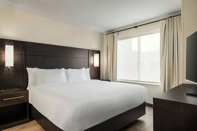 Studio, King Bed, Bay View, Balcony، Residence Inn By Marriott Navarre Waterfront 2/5