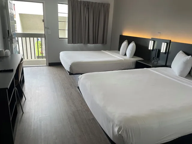 غرفة ديلوكس بسريرين كوين، Motel6 Lompoc, CA 5/10