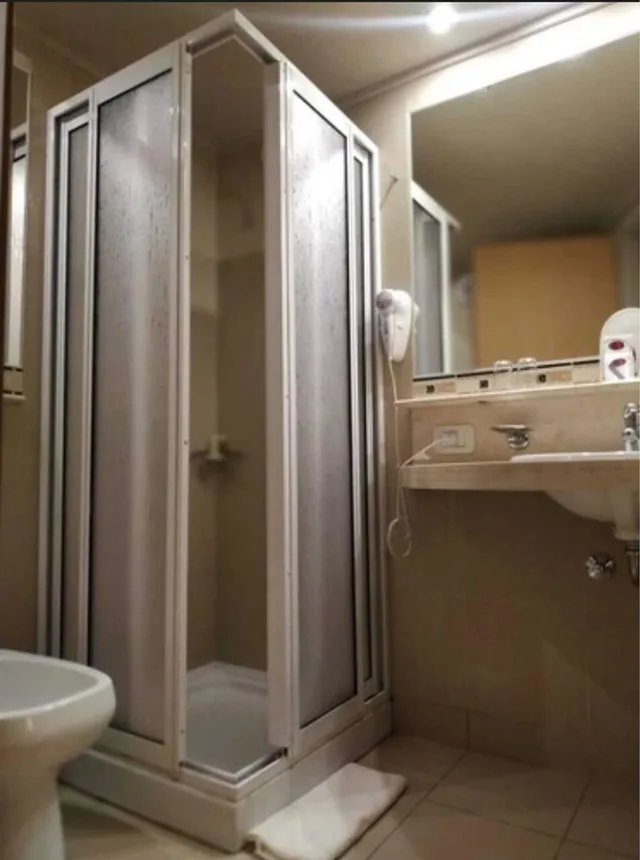غرفة تنفيذية مفردة، Maran Suites And Towers 3/4