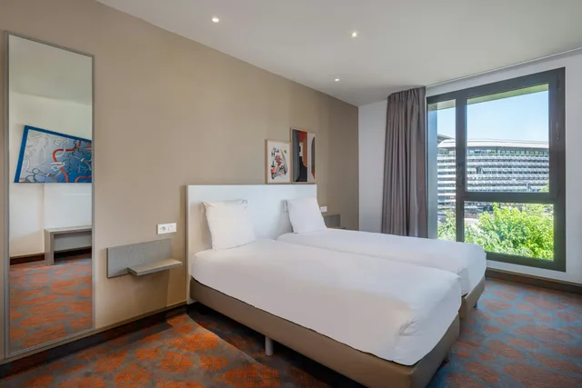 غرفة بسريرين منفصلين بإطلالة على النهر، Spark by Hilton Lyon Park Saone 1/4