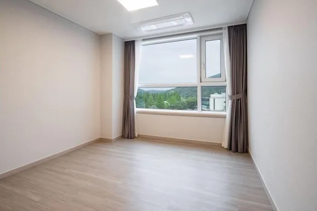جناح بريميير بسريرين منفصلين وفرشتي فوتون، Kumho Hwasun Spa Resort 2/3