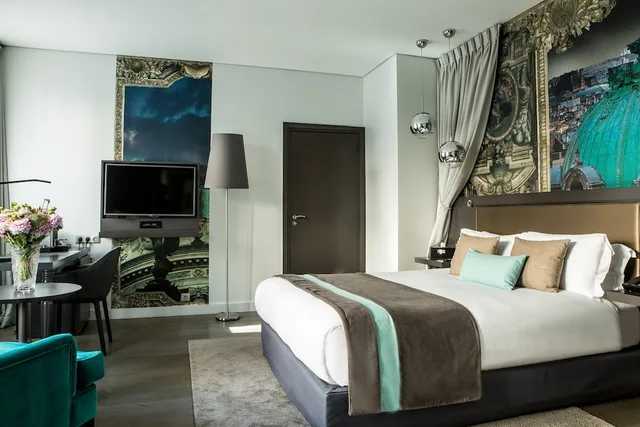 غرفة قياسية بسرير كوين لذوي الإعاقة، Hotel Indigo Paris - Opera by IHG 4/8