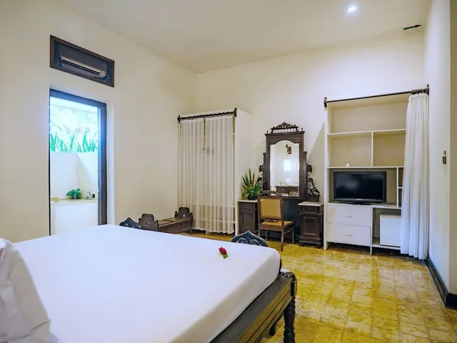جناح بسرير كينج، Hotel Tugu Blitar 4/10