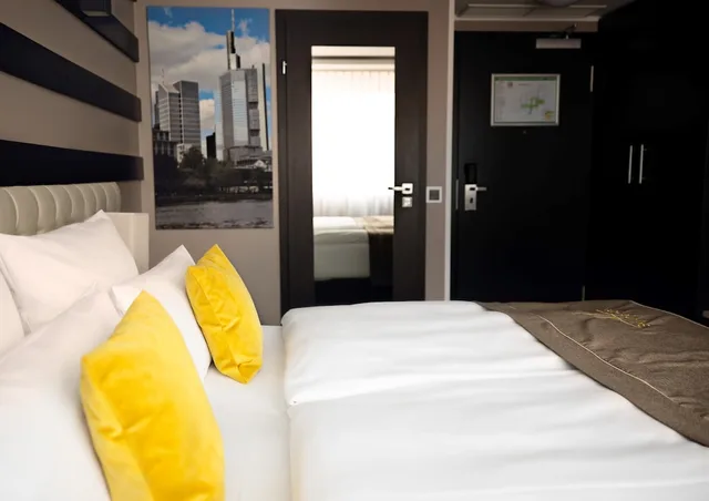 غرفة كومفورت مفردة بسرير مزدوج، Skyline Hotel 6/10
