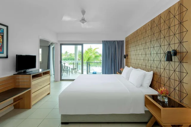 2 Bedrooms, Suite, Lagoon View، Radisson Blu Resort Fiji Denarau Island 3/8