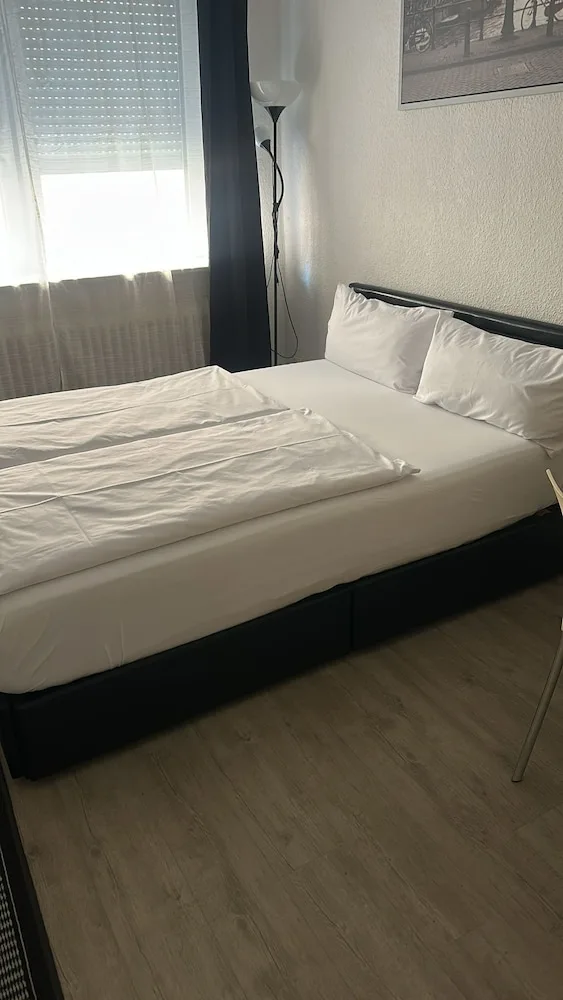 Standard, Twin Beds, Sultanias Melanchthon 5/7