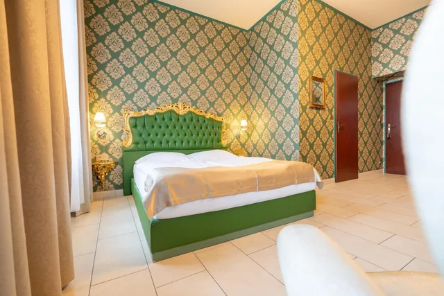 Design, Superior, King Bed، Hotel Urania 5/9