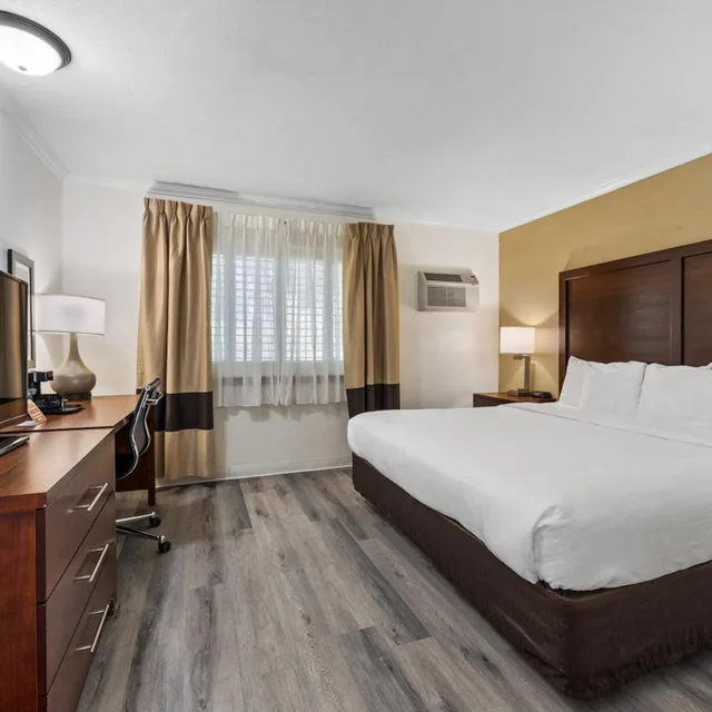 غرفة رباعية، Comfort Inn Santa Cruz North 2/9