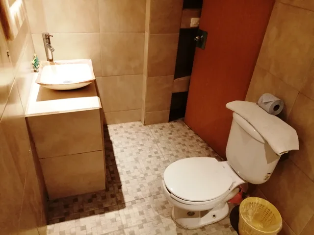 غرفة قياسية ثلاثية، Hotel Ashly 6/7