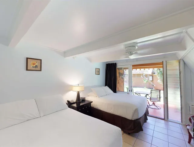 Room, Garden View, Hotel Moloka I 1/3
