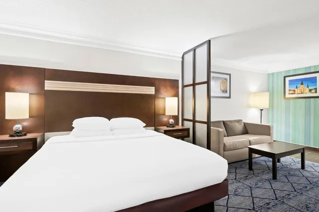 جناح استوديو بسرير كينج مع أريكة، Best Western Slidell Hotel 1/4